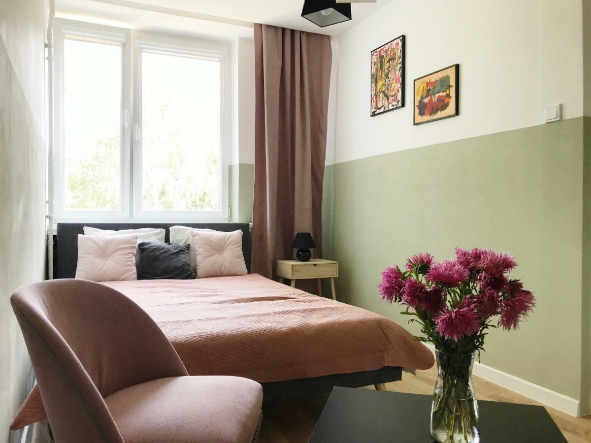 Sloneczny I Cichy Apartament Przy Starym Miescie Варшава Екстер'єр фото